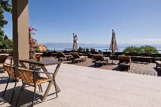 The Summit Escape, ,