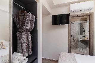 The Summit Escape, ,