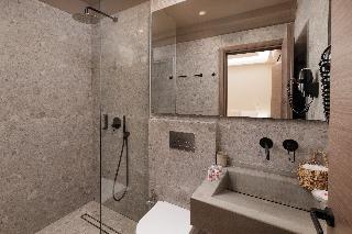 The Summit Escape, ,