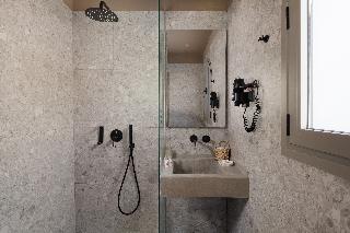 The Summit Escape, ,