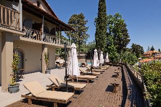 The Summit Escape, ,