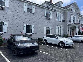 The Carriage House Inn