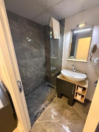 Zeyda Lara Hotel