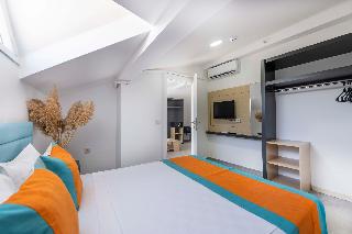 Zeyda Lara Hotel
