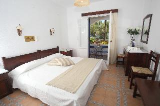 Paros Inn Seafront by GHH
