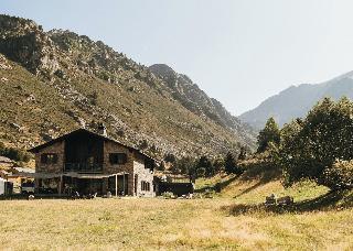 L Ovella Negra Mountain Lodge