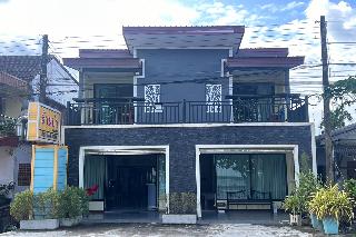 Lan Bua Resort By Zuzu