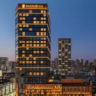 Hotel Jen Kunming