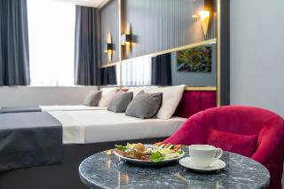 216 Prestige Hotel