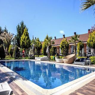 216 North Hotel & Wellness-Spa