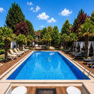 216 North Hotel & Wellness-Spa