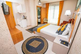 216 Comfort Inn Suite