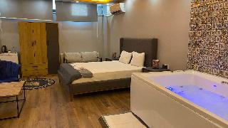 216 Comfort Inn Suite
