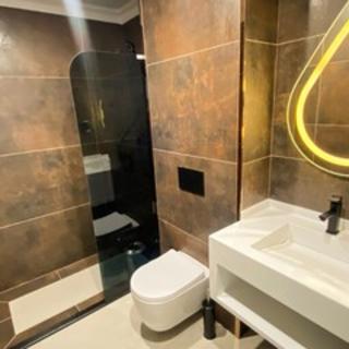 216 Ruby Suite