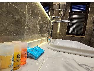 Ve Hotels Adakale