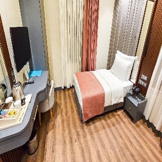 Ve Hotels Adakale