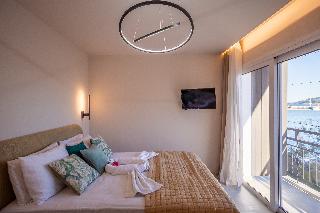 Room Room