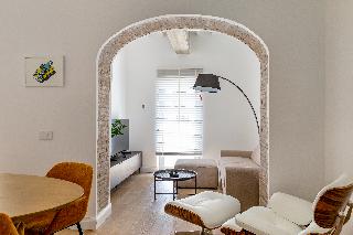 Room Room