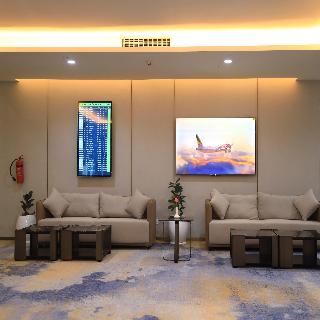 Skylight In-terminal Hotel