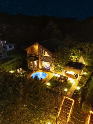 Sahra Kutuk Evleri