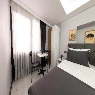 Aya Langa Hotel