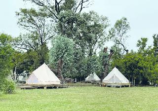 REFUGIO Natural Glamping