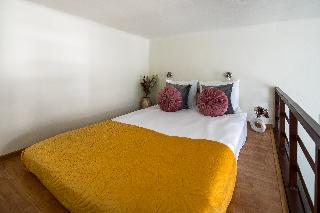 Room Room