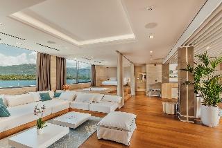 Room Room