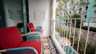 Room Room