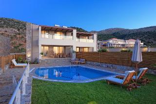 Noverian Scenic Crete 5* Hilltop Villa Resort &spa