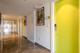 Hotel Le Roi Dehradun
