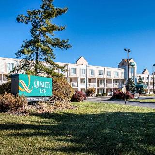 Quality Inn Airport Holland