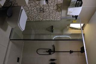 Arova Hotel
