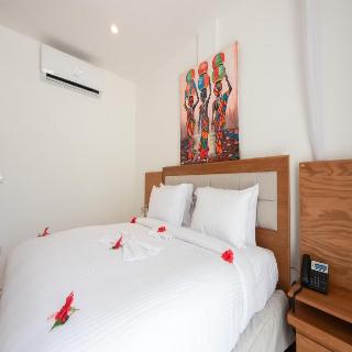 Room Room