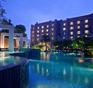 Radisson Blu Plaza Delhi - Pool