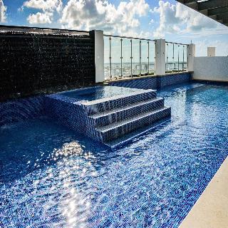 The Watermark Hotel