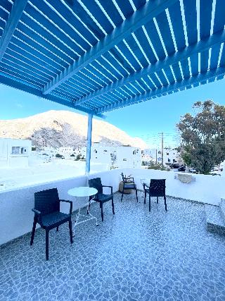 Cal Day Rooms Santorini