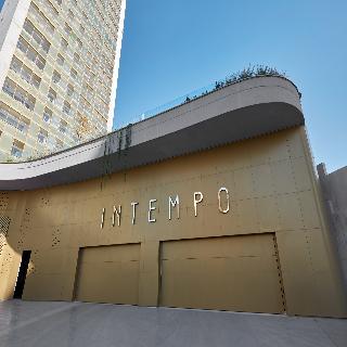 Intempo Building by Leo Apartments