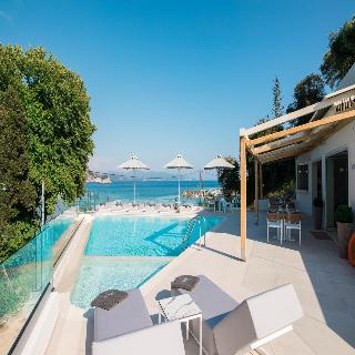 Alboro Seaside Suites
