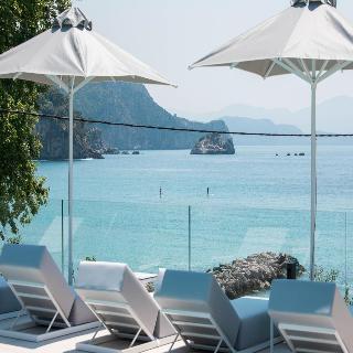 Alboro Seaside Suites