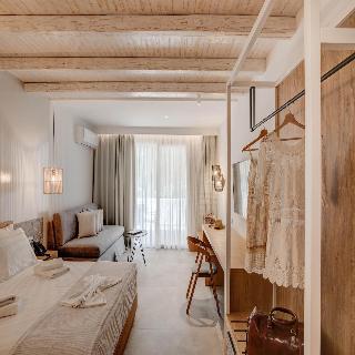 Alboro Seaside Suites