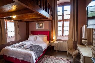 Old School Hotel
