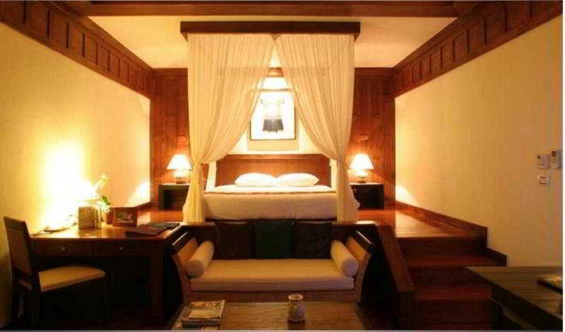 Room thumbnail 1