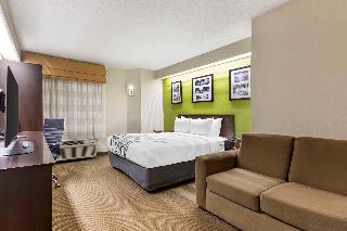1 Queen Bed Nonsmoking