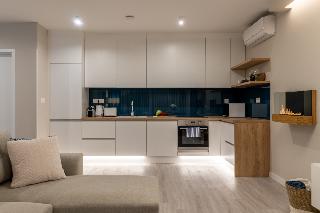 Lake Spirit Boutique Apartments