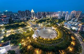 Ibis Hotel (Maoming Cultural Square)