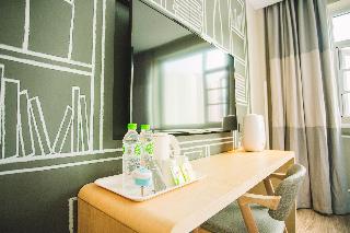 Room Room