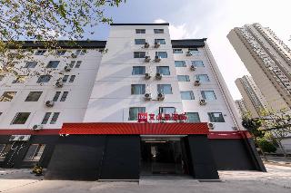 Ibis Hotel (Shanghai Caohejing Hong Cao Rd)