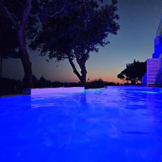 Ninos Grand Beach Hotel Resort