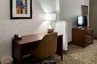 1 King Bed Suite Nonsmoking Accessible